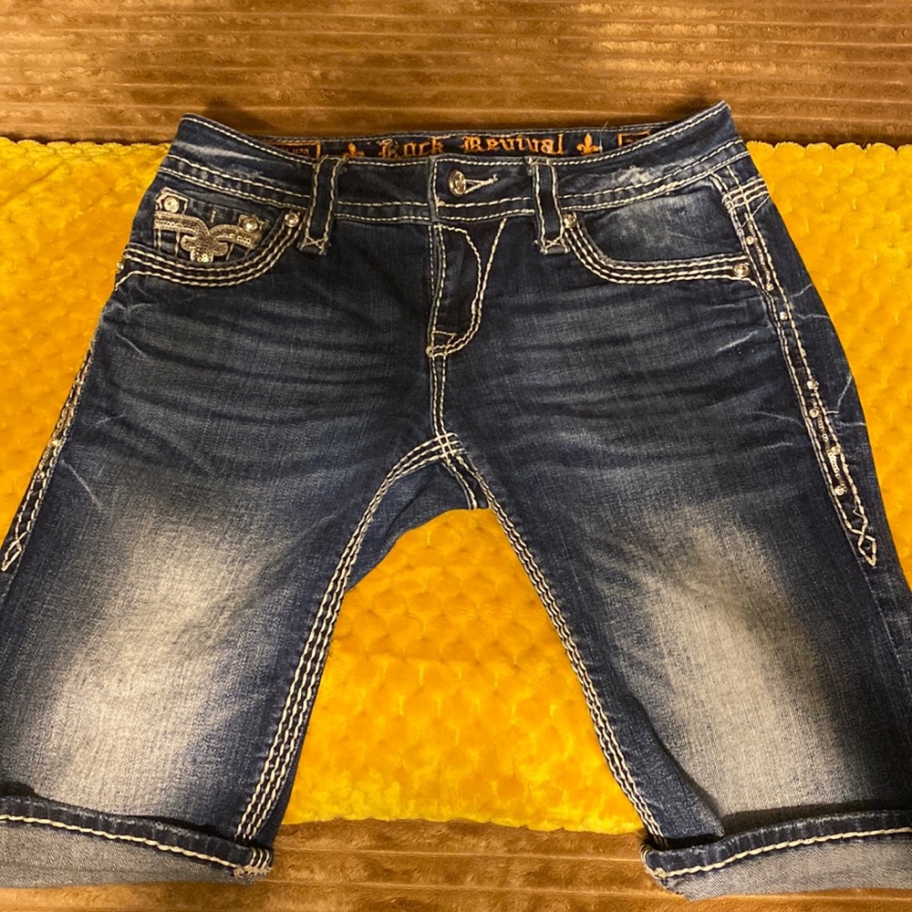 Lightly worn Bermuda style denim Rock Revival shirts. Smoke free home. Size 27